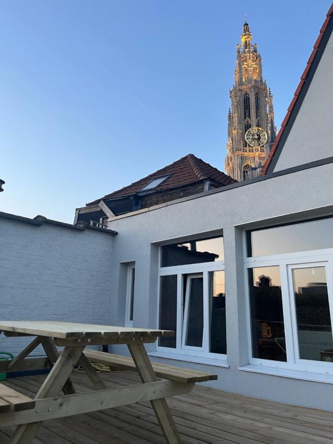 Rooftop Apartment With 60M Terrace Overlooking The Cathedral Antwerp Luaran gambar